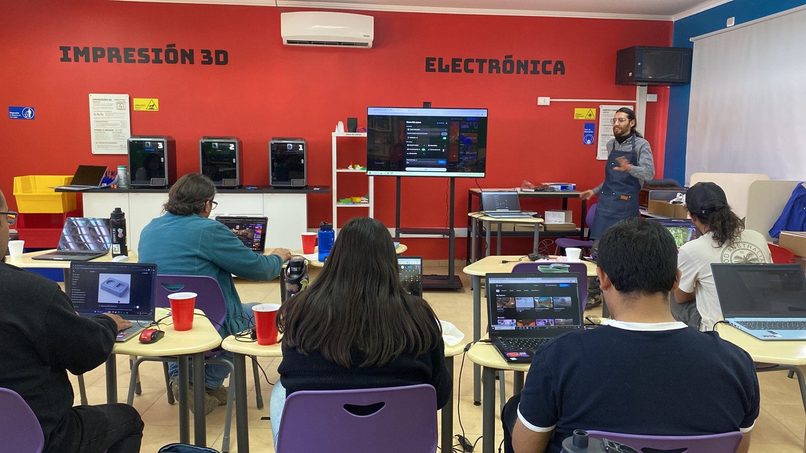 Una sesión de capacitación en el aula.