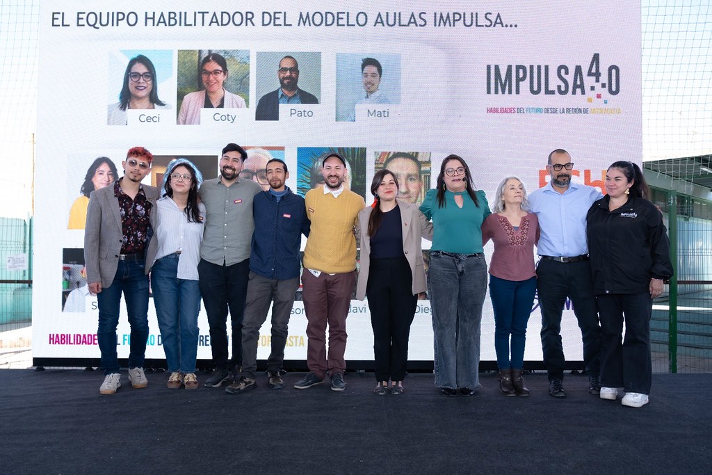 El equipo habilitador del modelo Aulas Impulsa, en la inauguración.