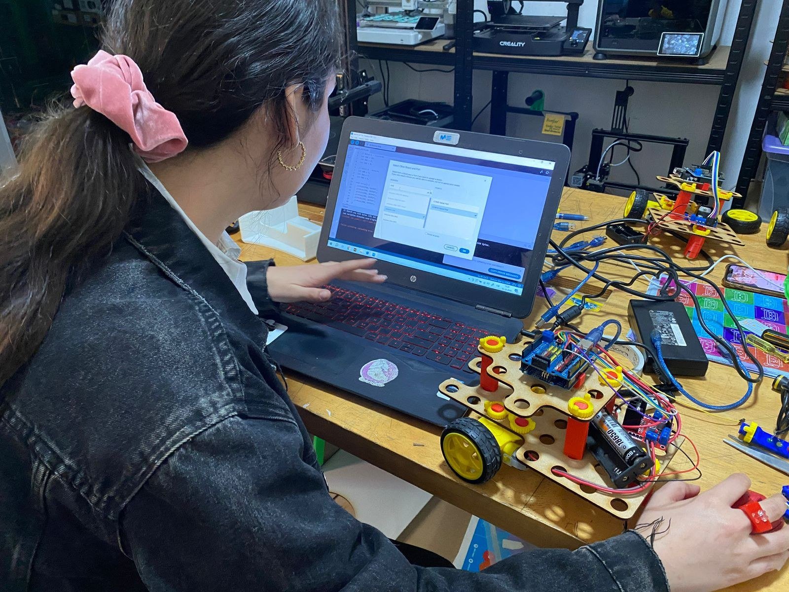 Programando MK-BOT desde el computador.